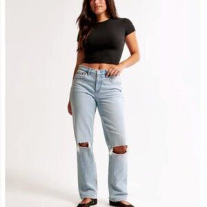 Abercrombie Dad Jean High Rise Distressed Light Wash 24 / 00 Regular